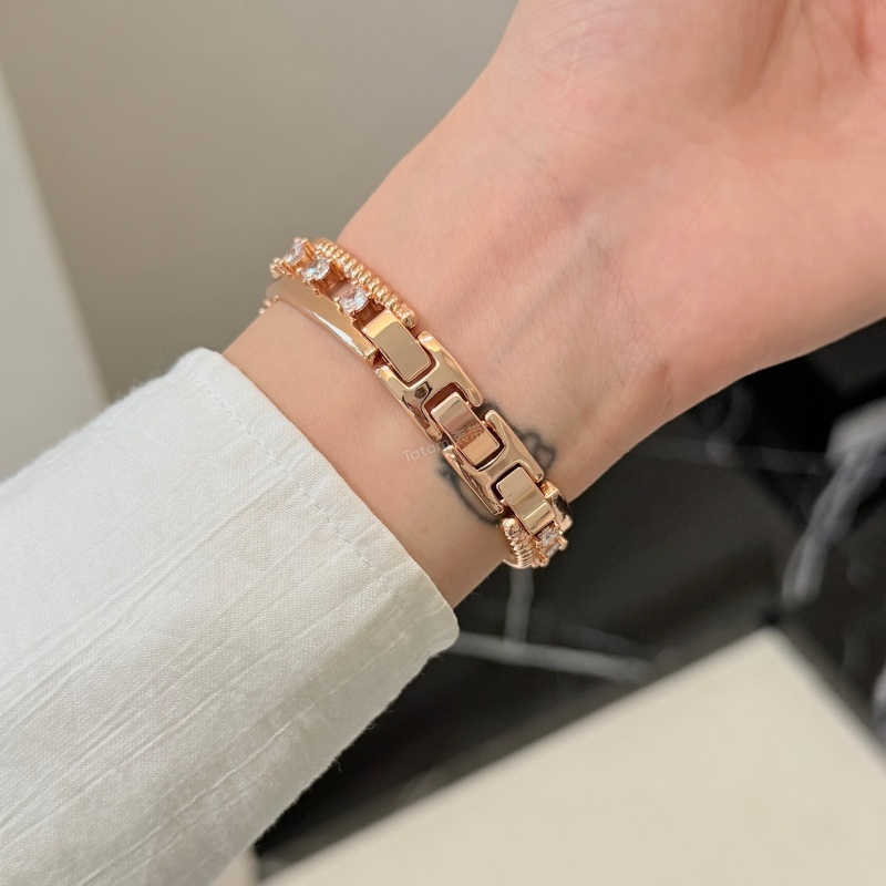 Diamond studded metal bracelet - đánh giá và giá Xiaomi Smartwatch Accessories